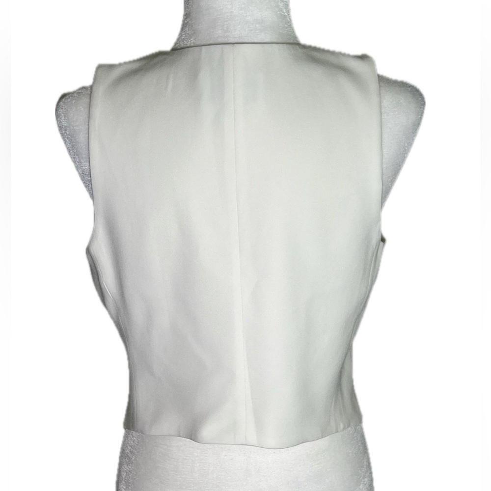 Babaton Aritzia Cream Deniro Vest Sleeveless Button Down Size 8 Eight Like New - Picture 5 of 10